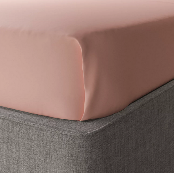 Slidstærkt glat lagen i polyester/bomuld – nemt at vedligeholde