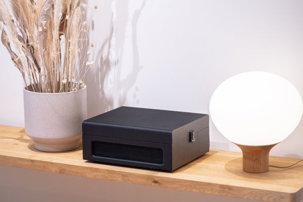 Studio 57 Groovy Pladespiller (Sort)